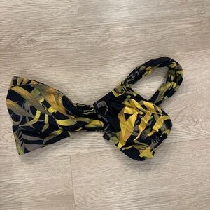 Stylish Black and Yellow Women's bikini top